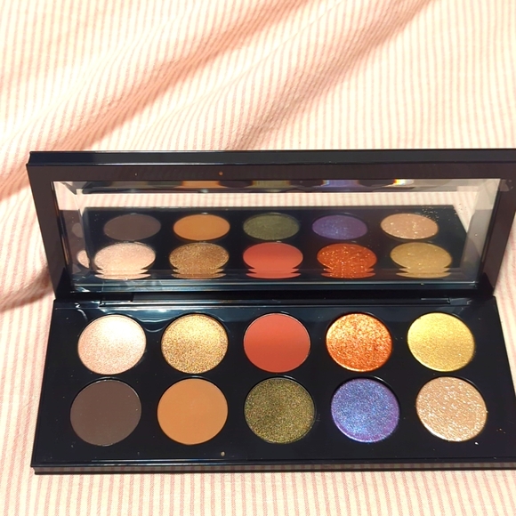Pat McGrath midnight sun palette - Picture 1 of 3